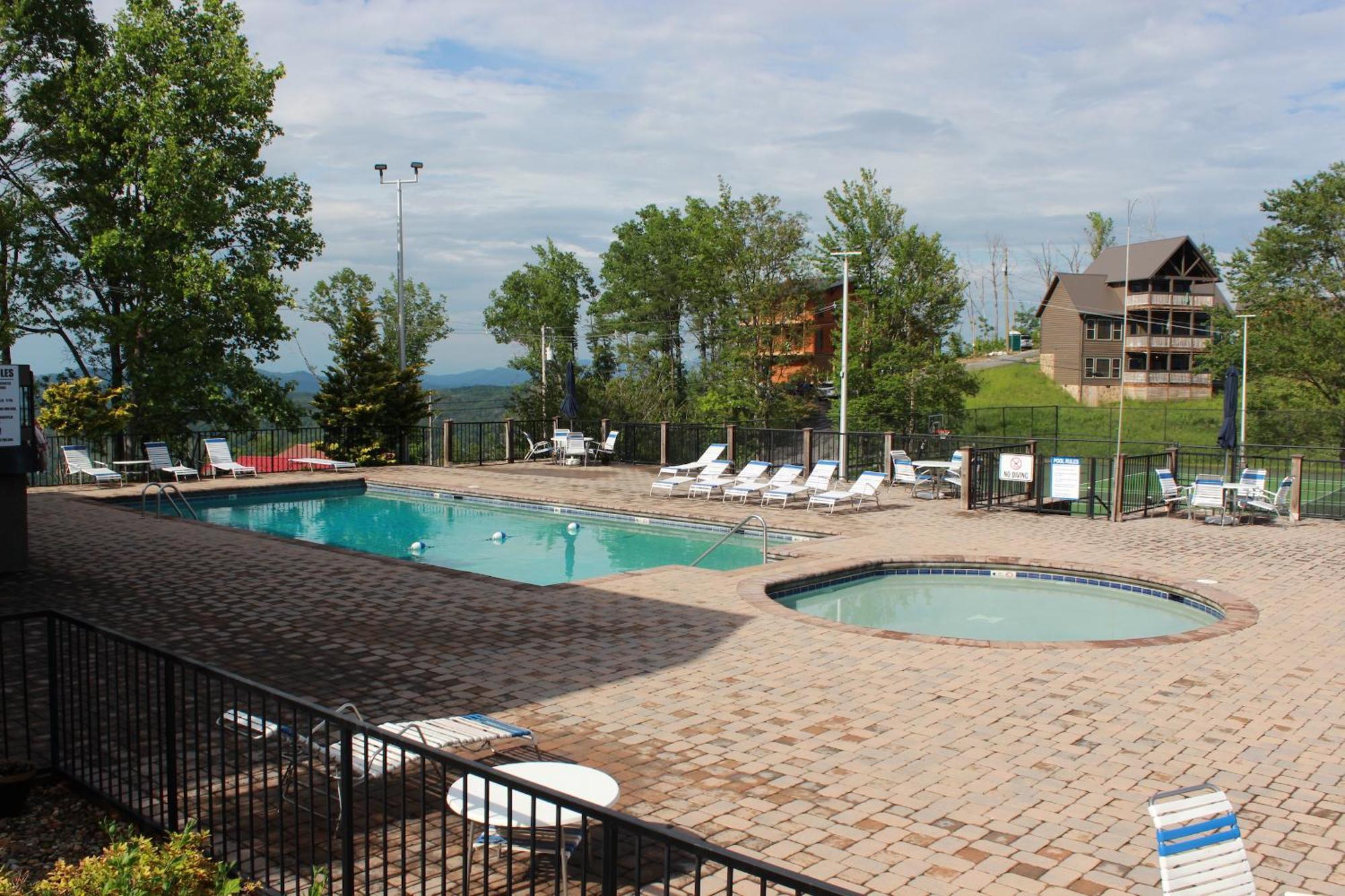 Heavenly View - Bear Themed Cabin, Hottub, Dog-Friendly, Near Gatlinburg Kültér fotó