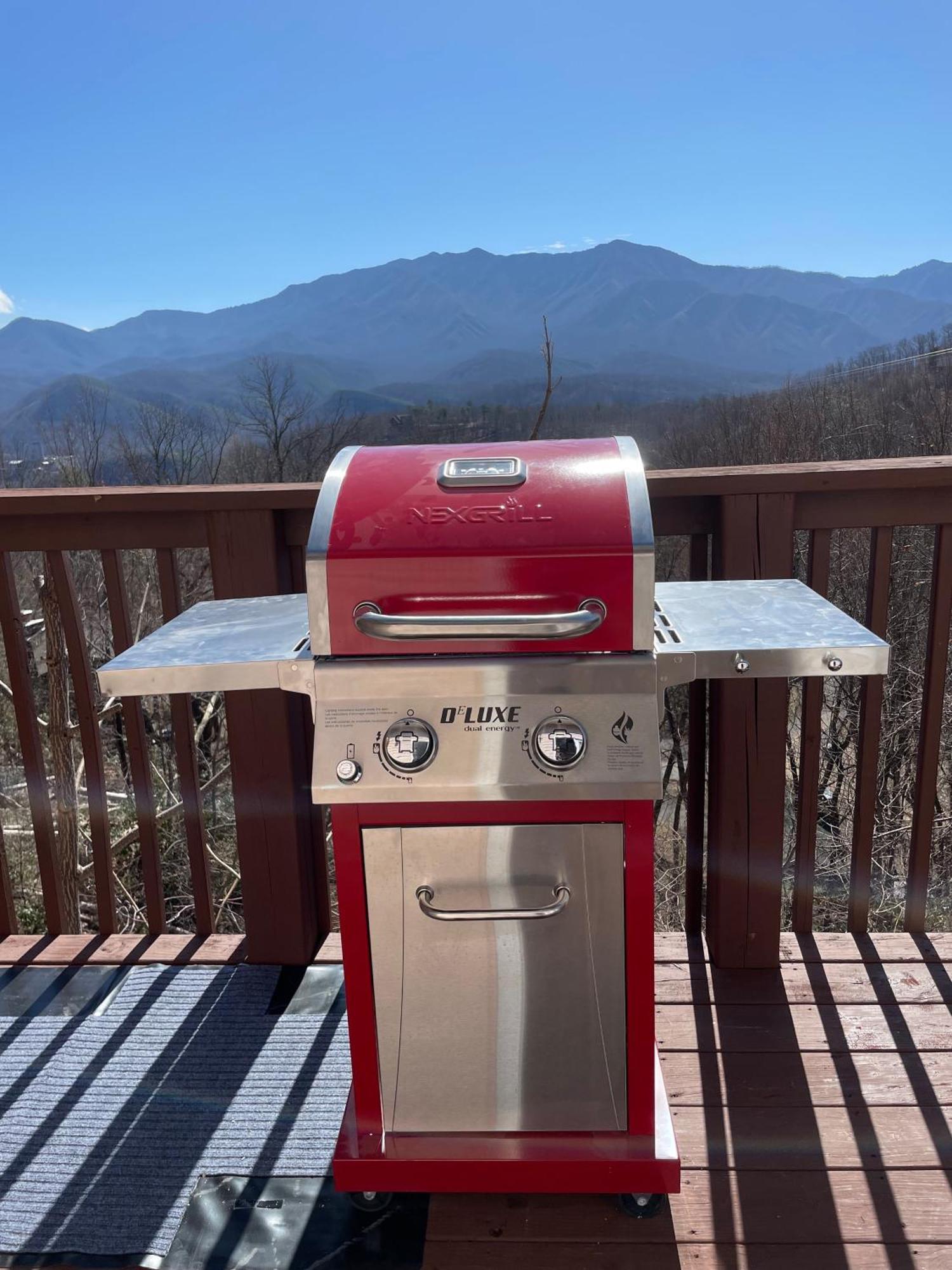 Heavenly View - Bear Themed Cabin, Hottub, Dog-Friendly, Near Gatlinburg Kültér fotó
